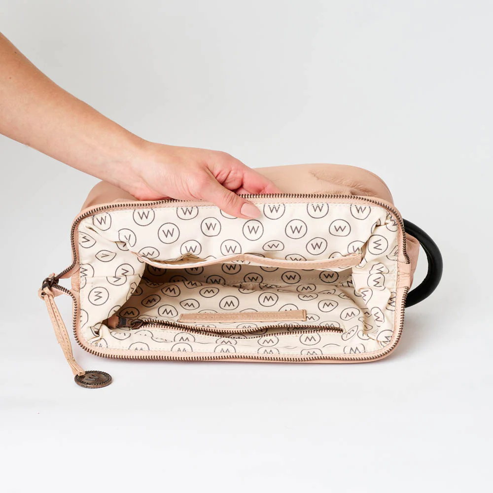 Lucia Grande - Image 49