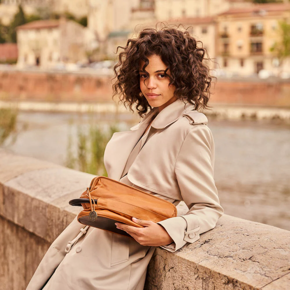 Lucia Grande - Image 52