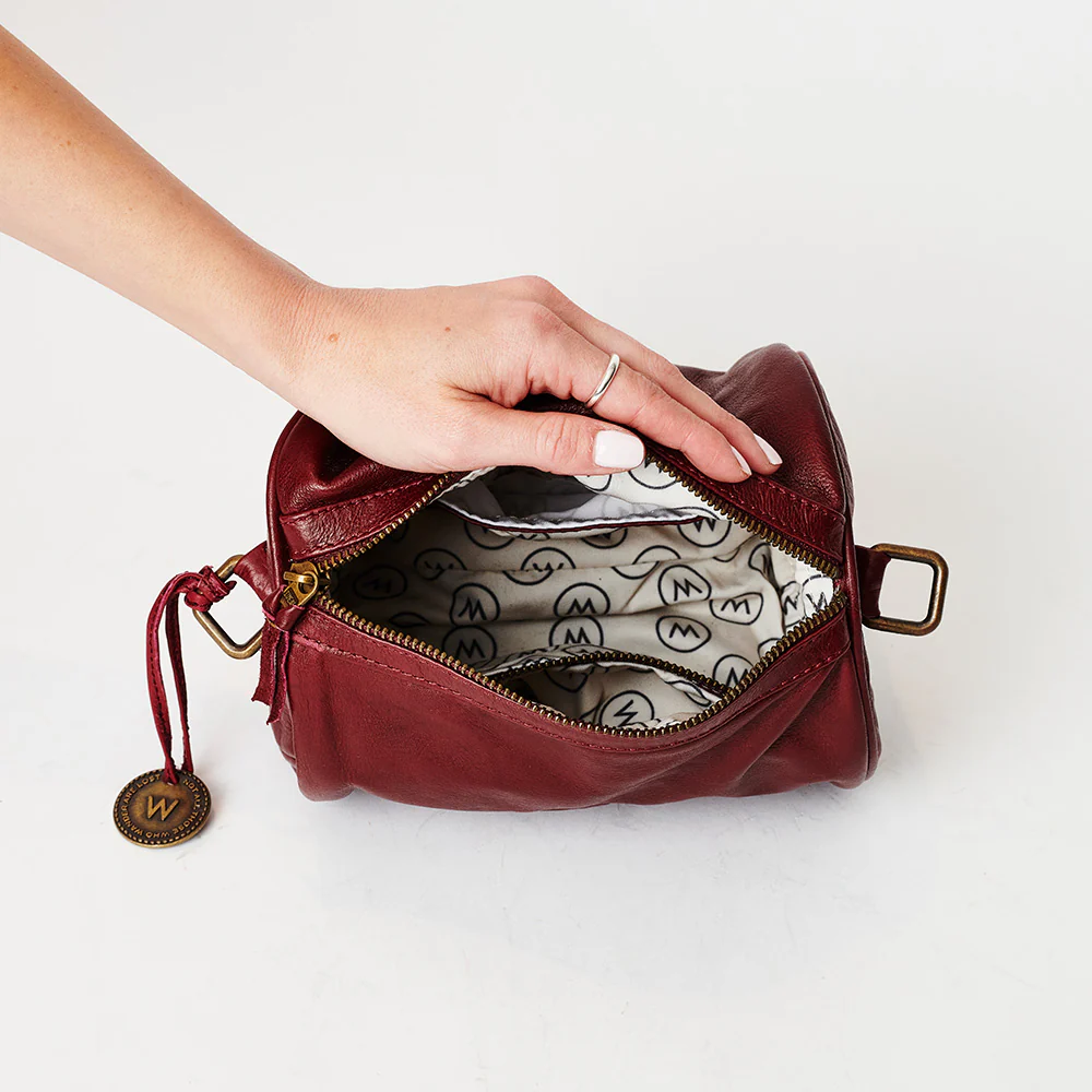 The Andermatt Crossbody - Image 45