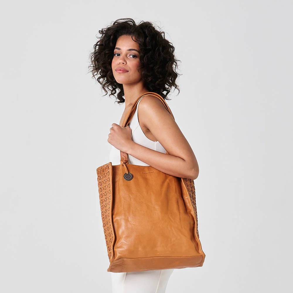 The Assisi Tote - Image 66