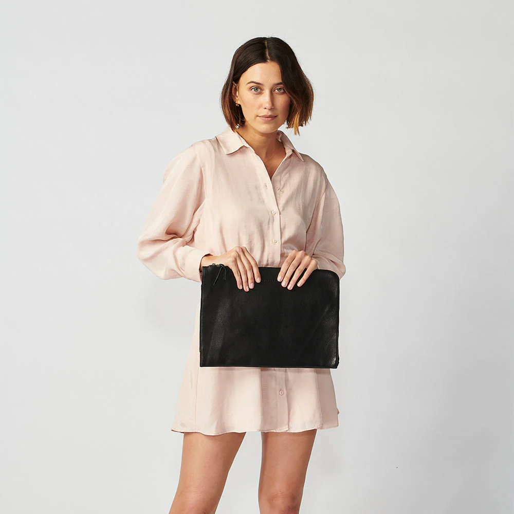 The Cambridge 13" - Image 15