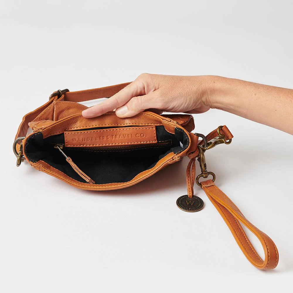 The Cortina crossbody belt bag - Image 52