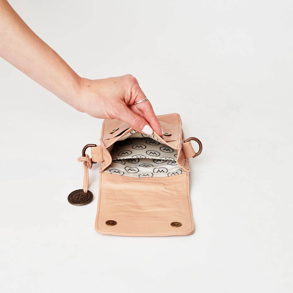 The Hamburg Crossbody - Image 40