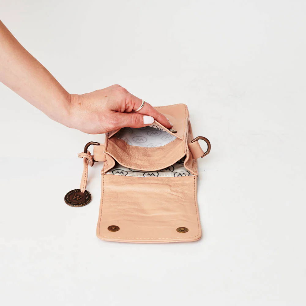 The Hamburg Crossbody - Image 41