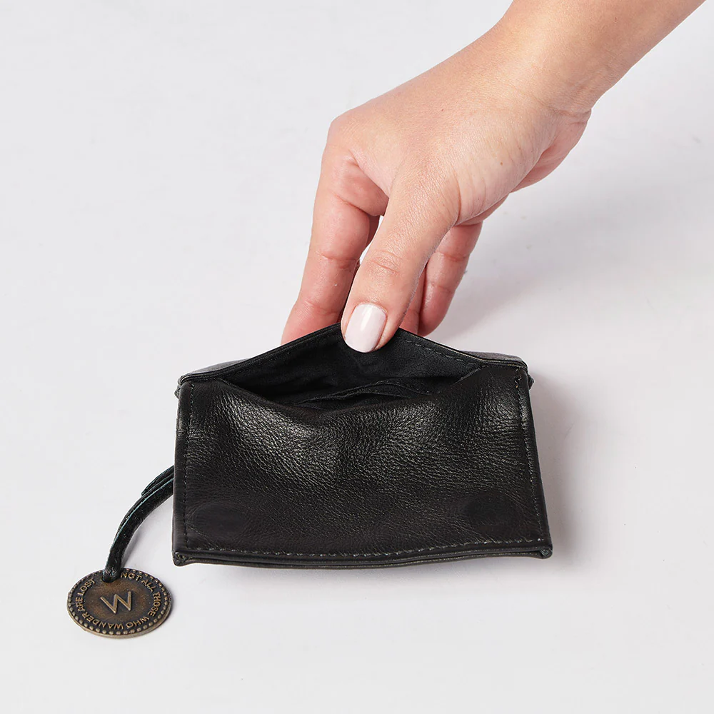 The Lazise Card Wallet - Image 18