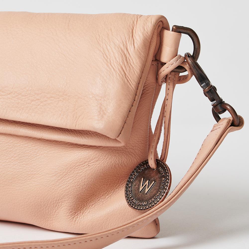 The Lazise crossbody clutch - Image 19