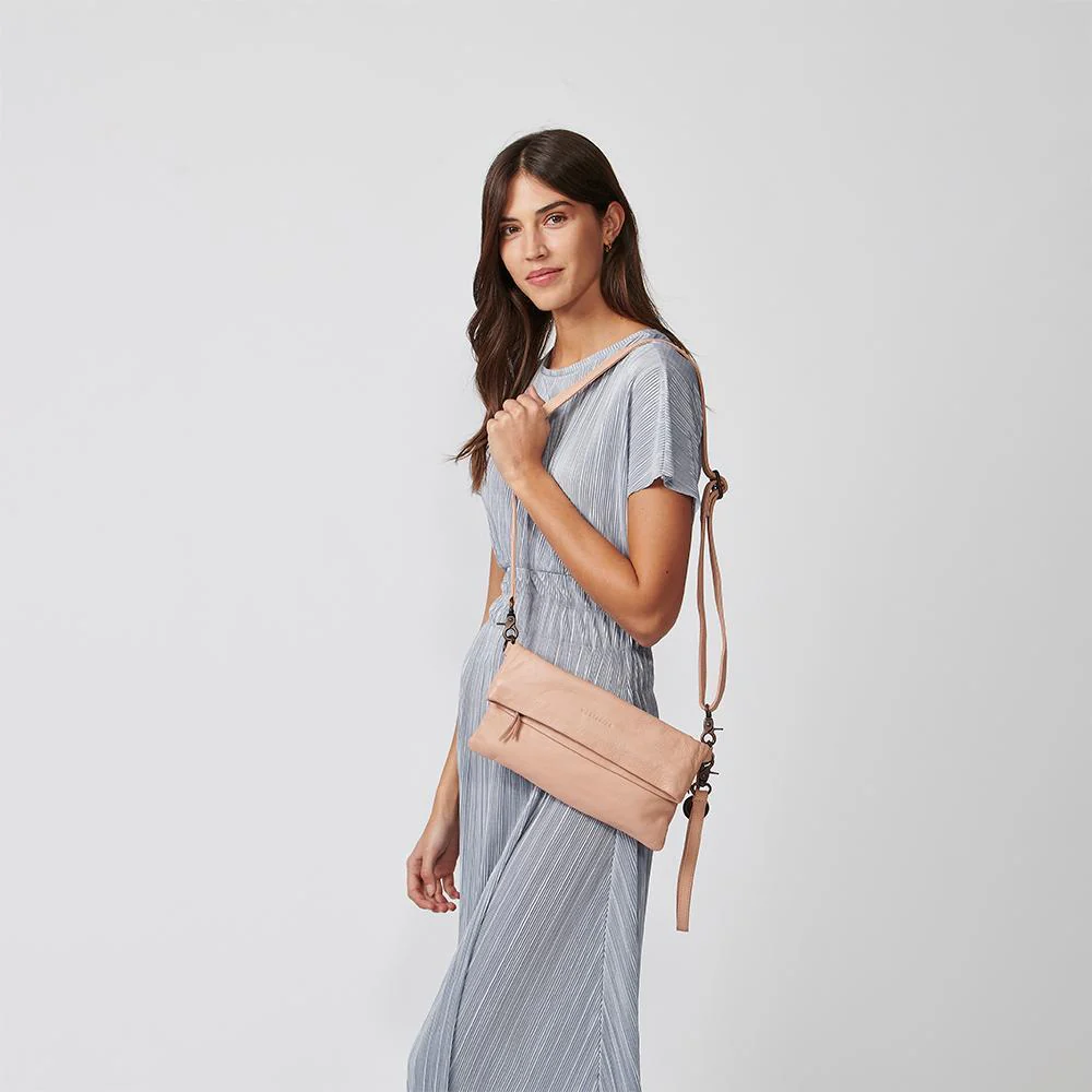 The Lazise crossbody clutch - Image 24
