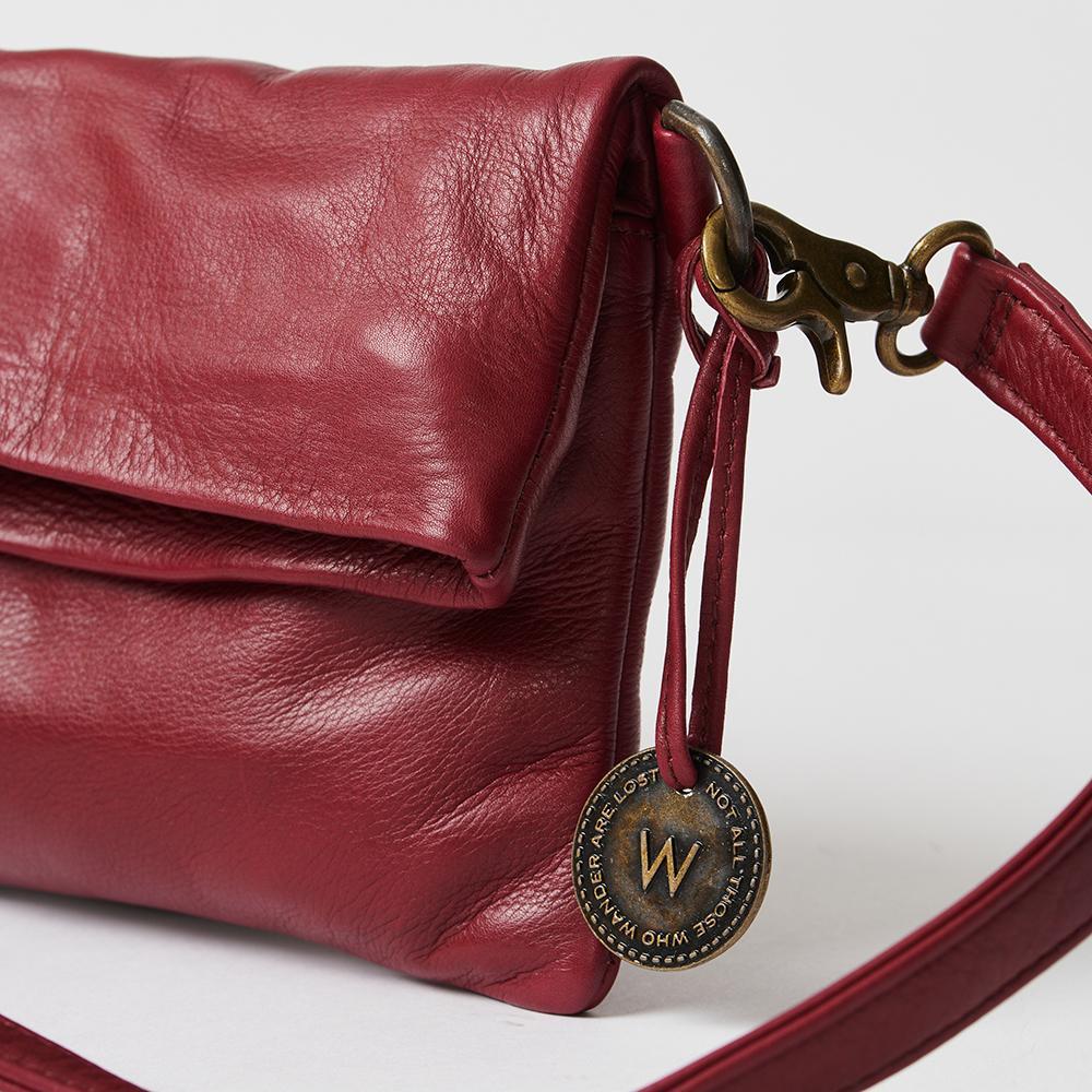 The Lazise crossbody clutch - Image 30