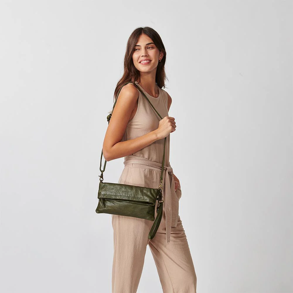 The Lazise crossbody clutch - Image 44