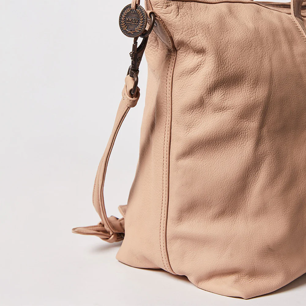 The Montreal - Image 19