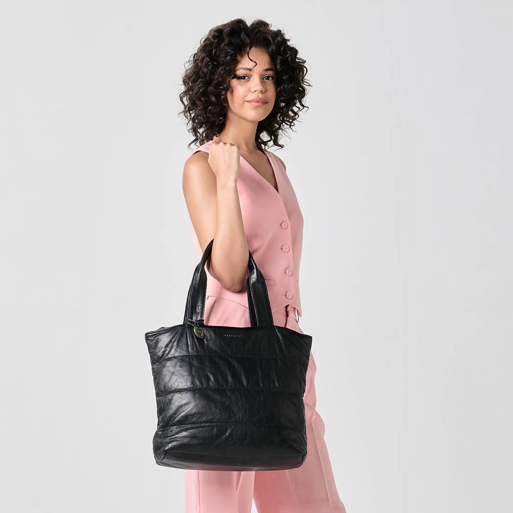 The Neive Tote - Image 23