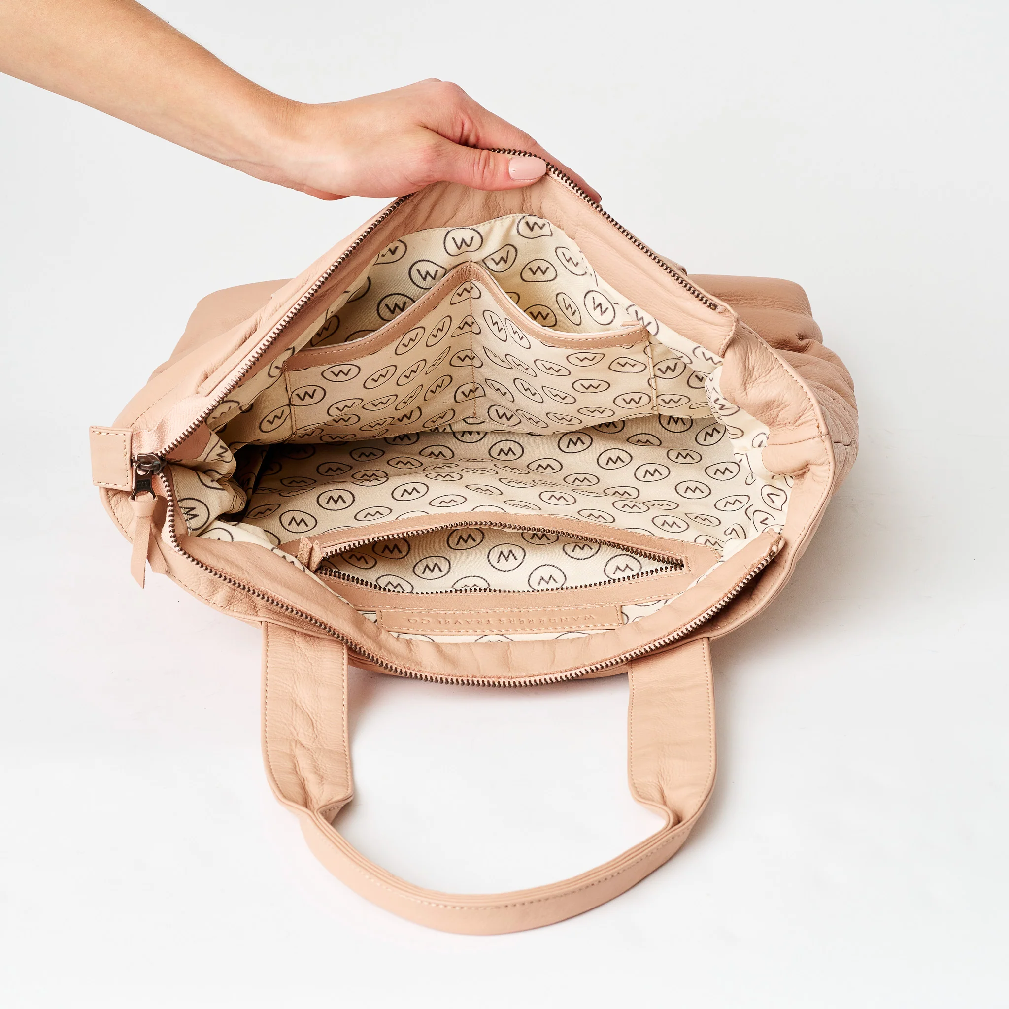 The Neive Tote - Image 31