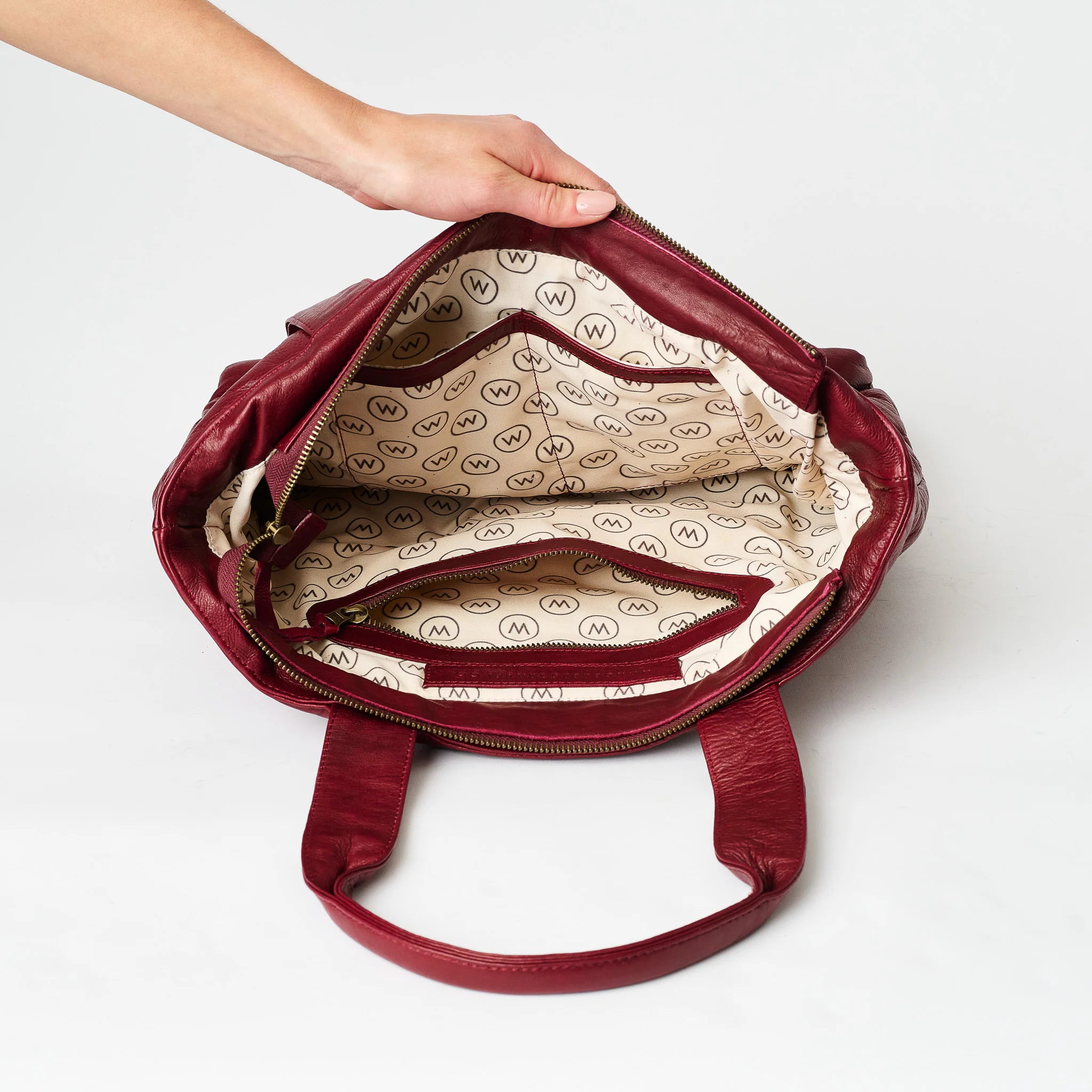 The Neive Tote - Image 39