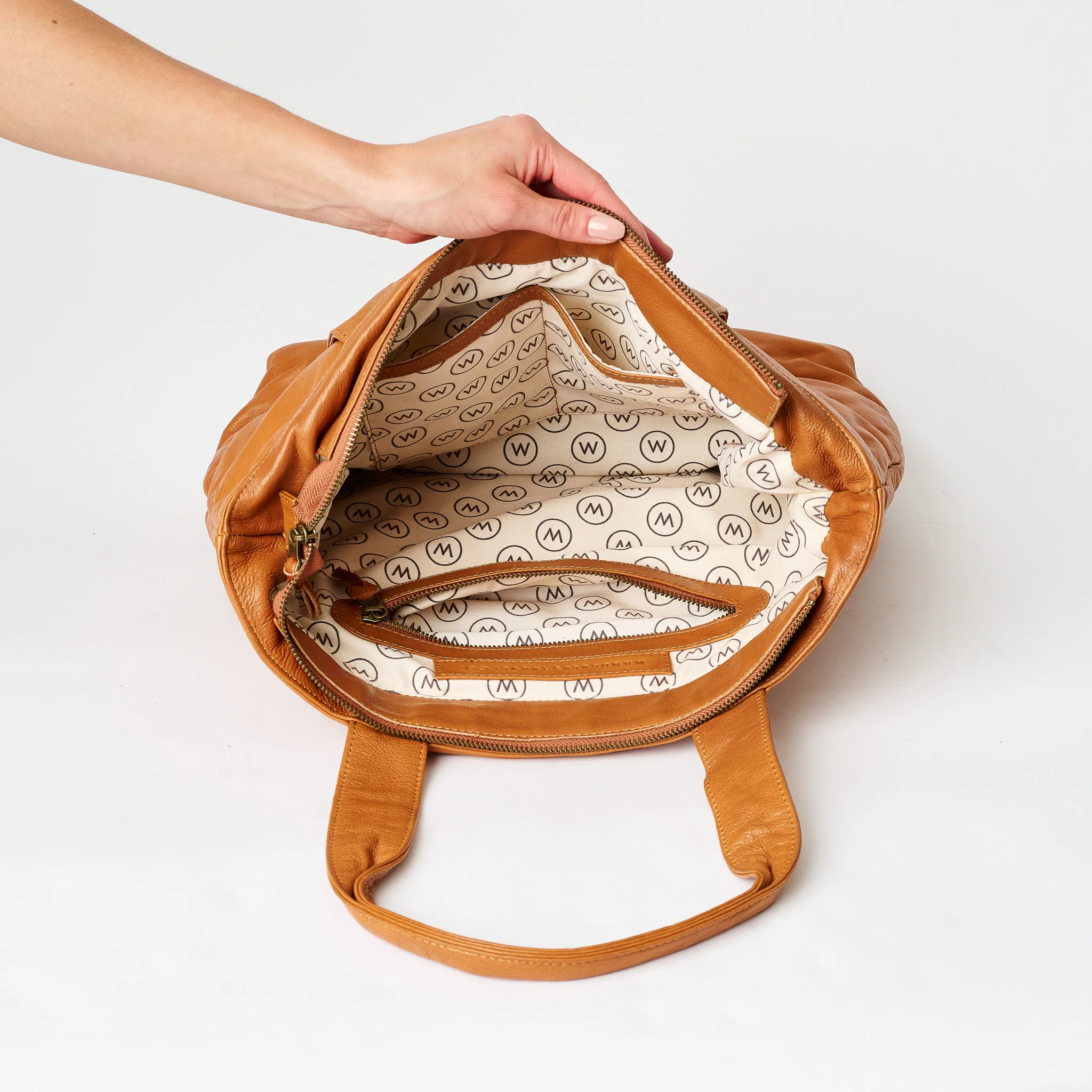 The Neive Tote - Image 58