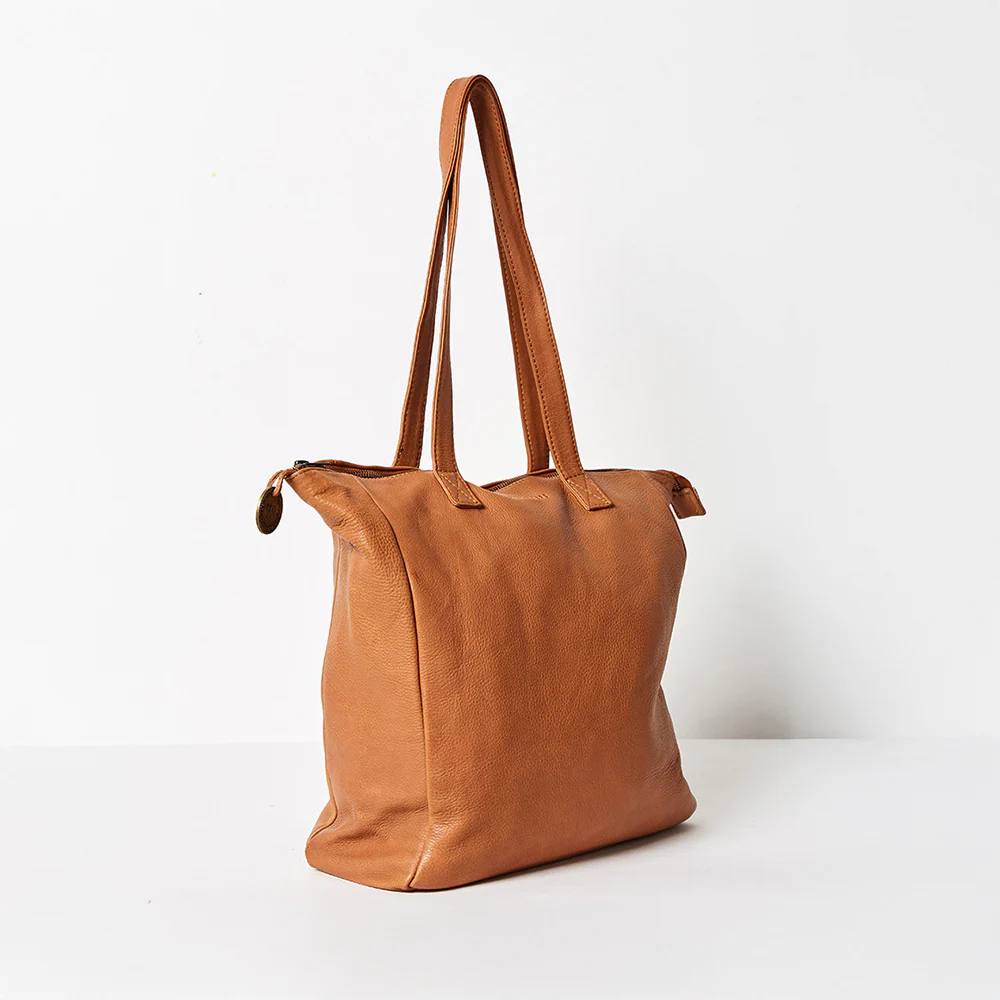 The Petite Parisian - Image 17