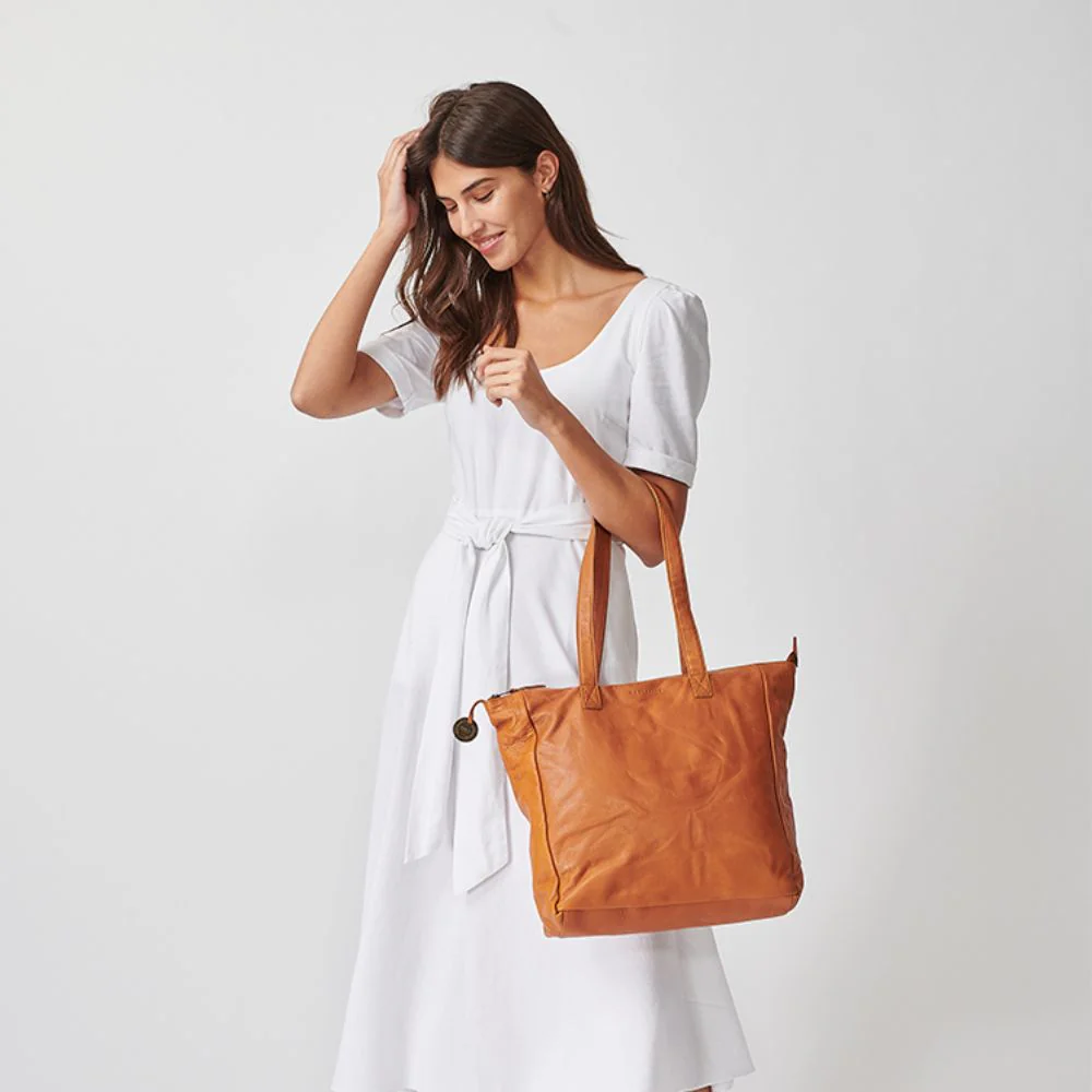 The Petite Parisian - Image 27