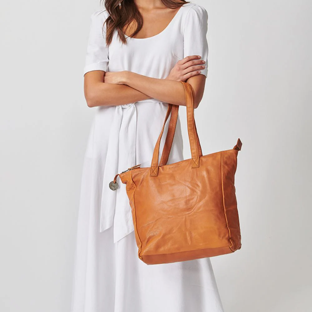 The Petite Parisian - Image 28