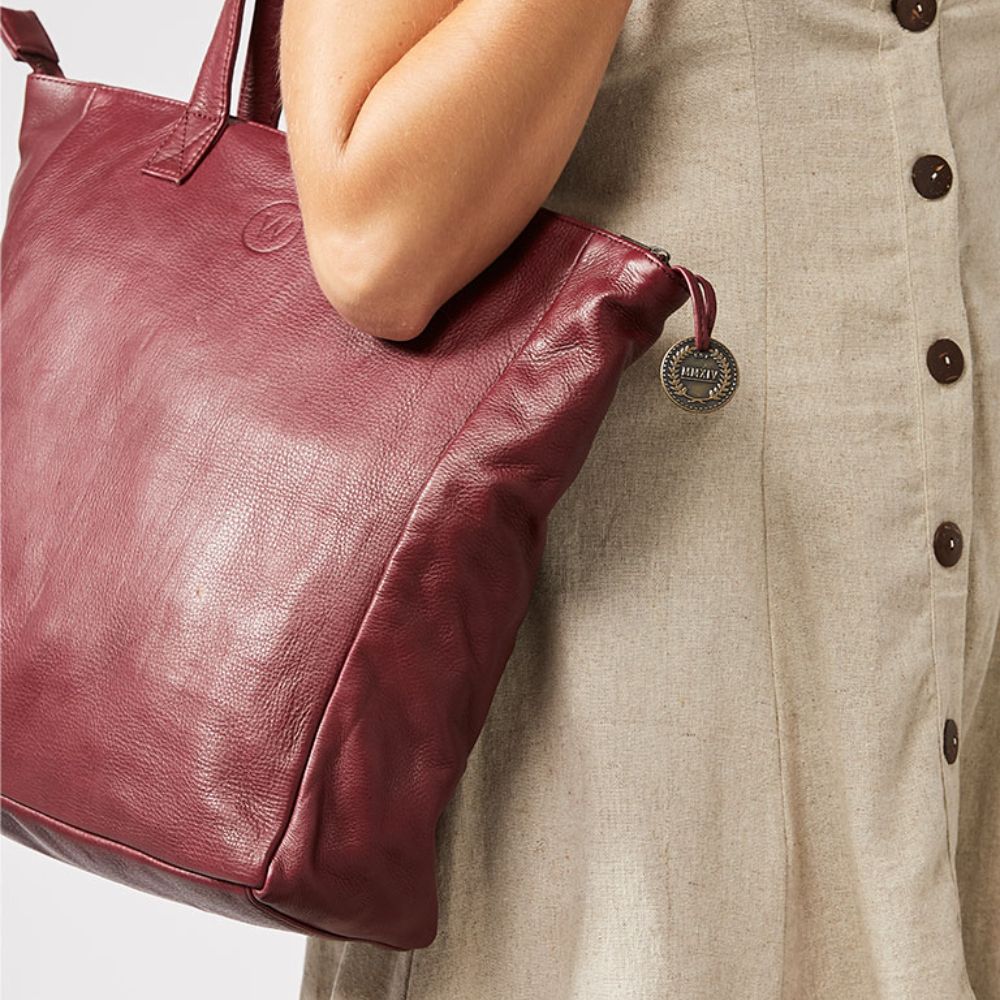 The Petite Parisian - Image 59