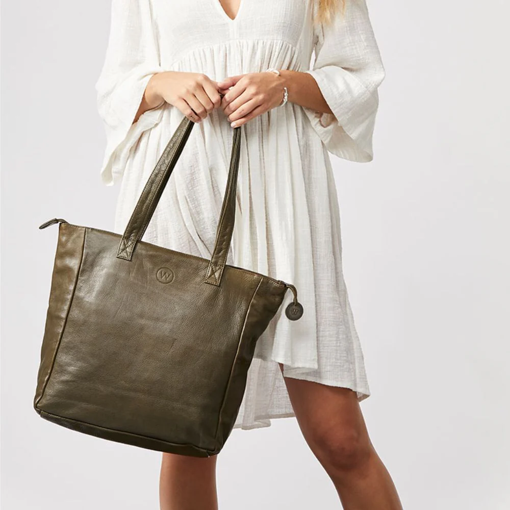 The Petite Parisian - Image 72