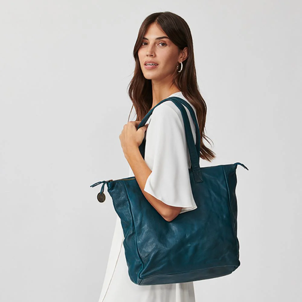 The Petite Parisian - Image 91