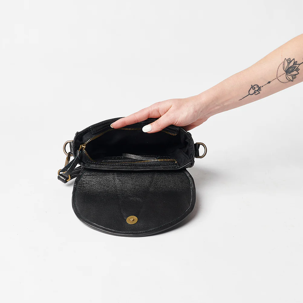 The Prague Belt Bag - Image 18