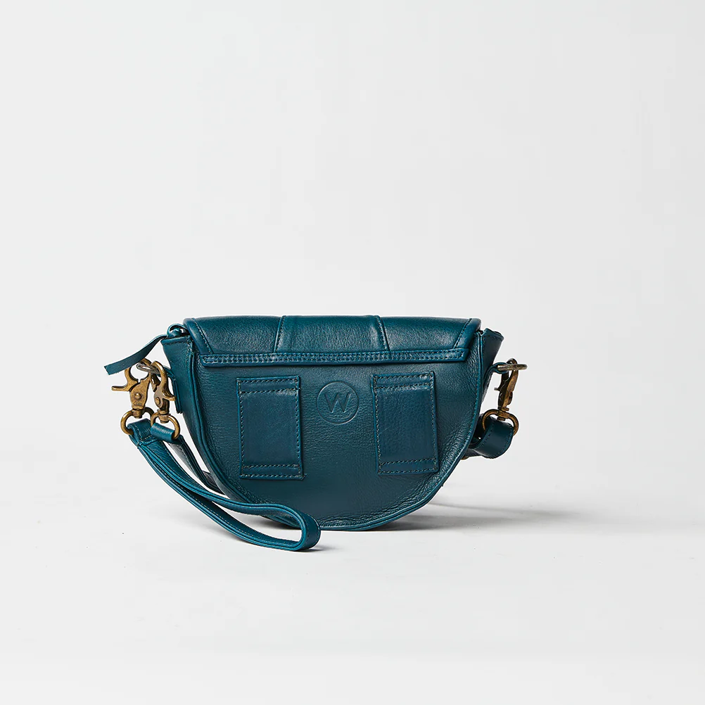 The Prague Belt Bag - Image 8