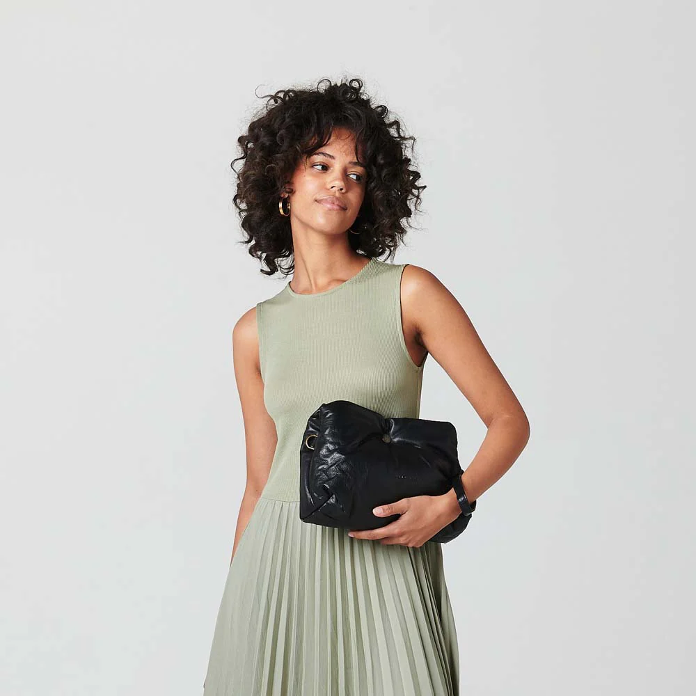 The Pré-Saint-Didier Crossbody - Image 29