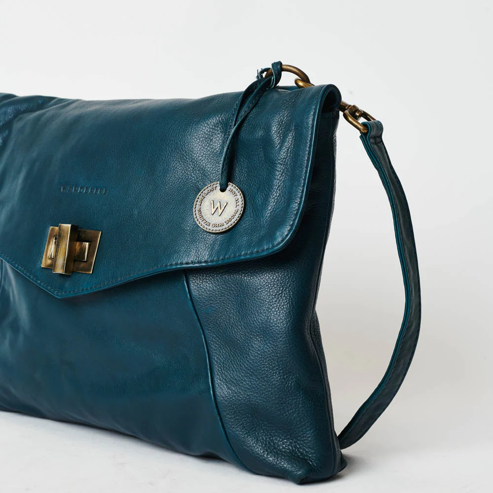 The San Leonardo Handbag - Image 10