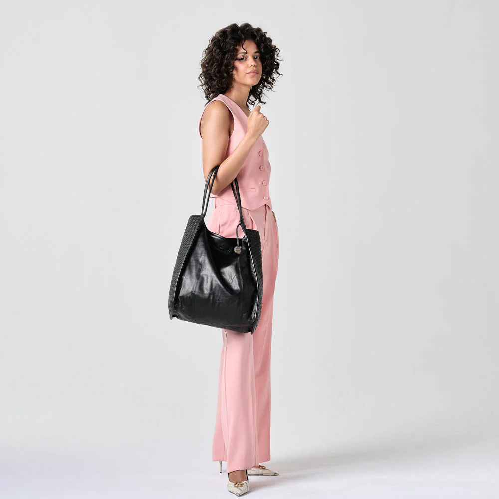 The Saturnia Grande - Image 22