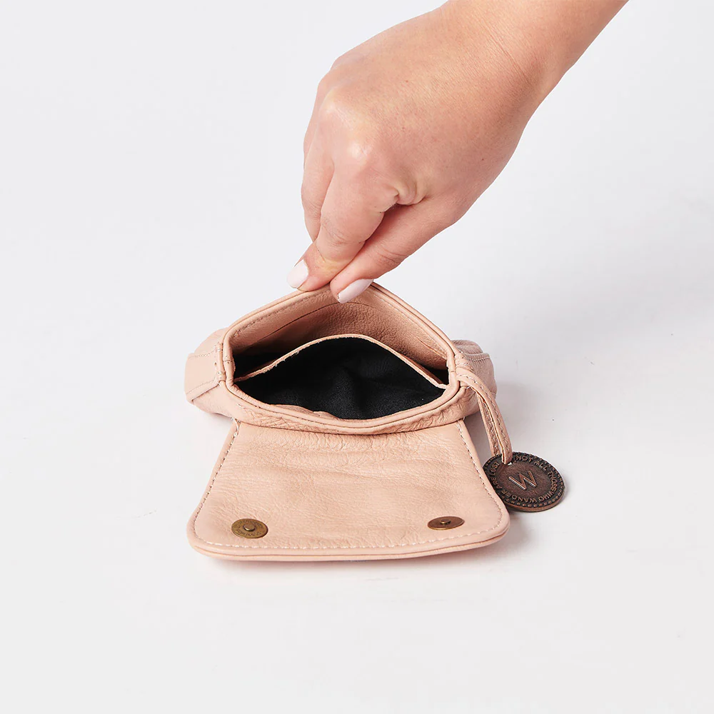 The Verbier Card Wallet - Image 21