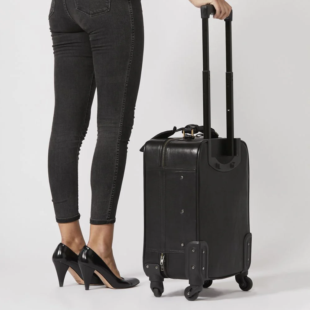 The Wanderer Cabin Suitcase - Image 14