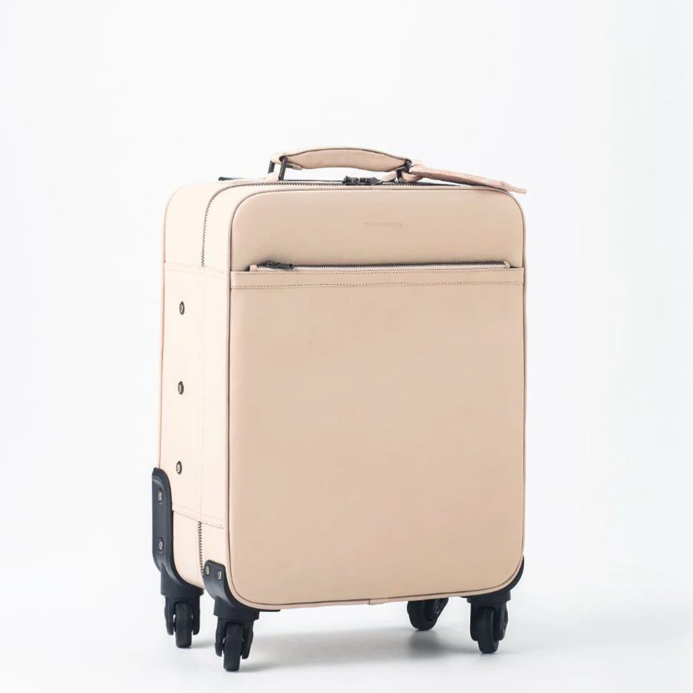 The Wanderer Cabin Suitcase - Image 21