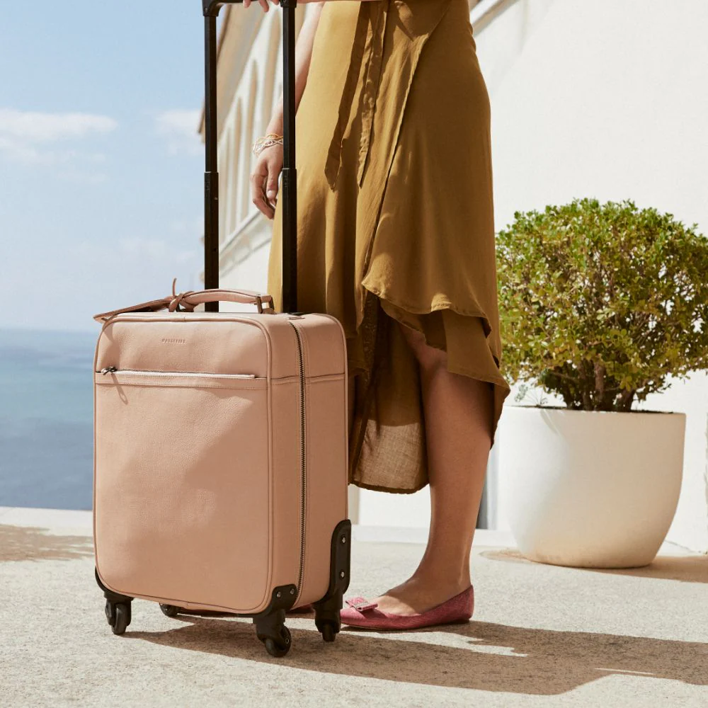 The Wanderer Cabin Suitcase - Image 50